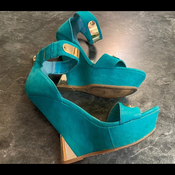 Heel Platform - Picture 3 of 4